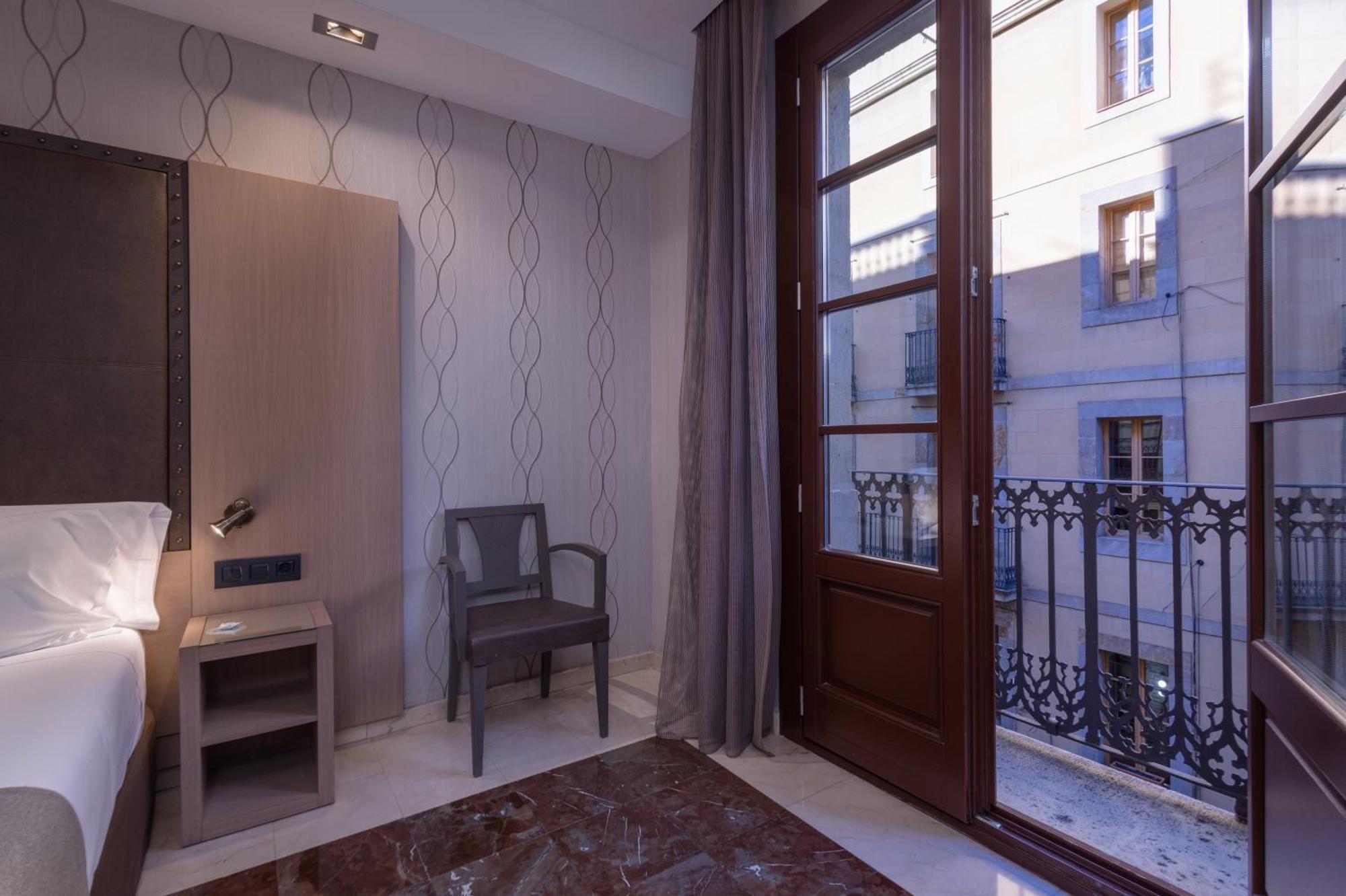 Gran Hotel Barcino Barcelona Room photo